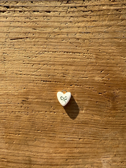 Ciondolo cuore fiocco verde