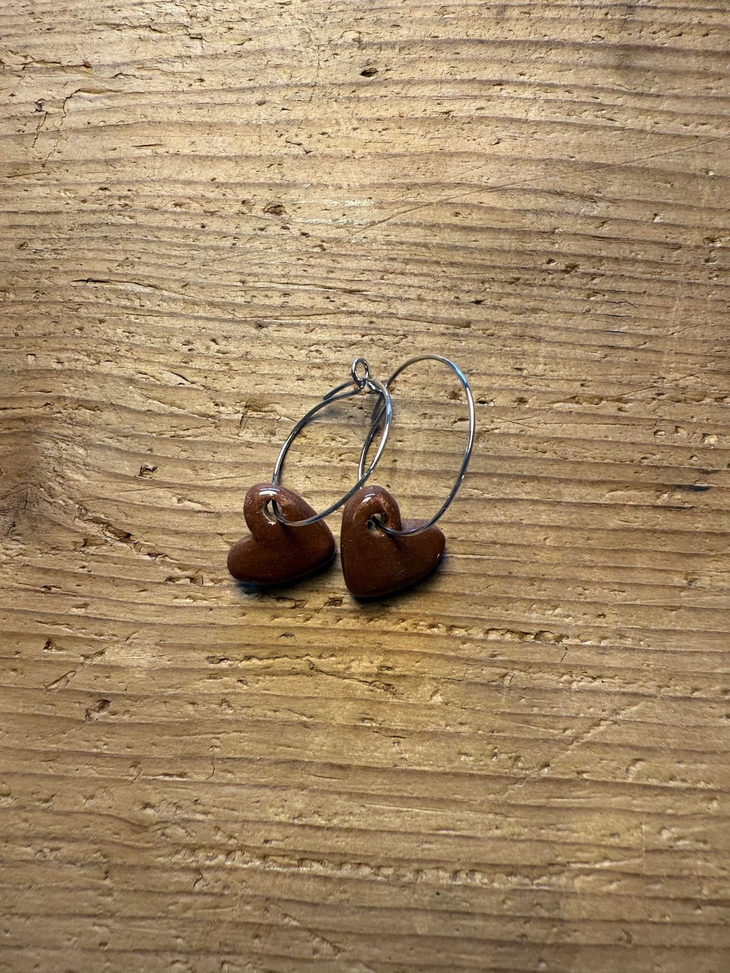 ORECCHINI CUORI MARRONI